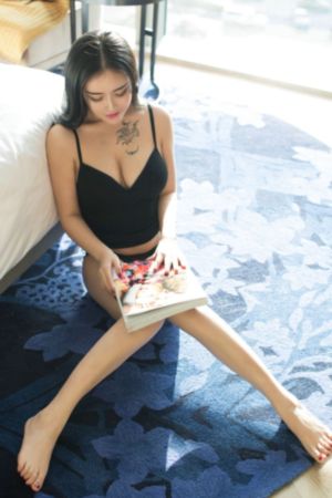 美女战争_720高清免费观看