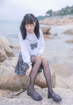 沙滩上的夏娃_国产剧免费观看视频